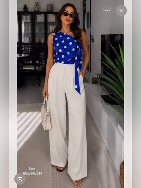 Brandnew size S - Zara Blue Polka Dot One-Shoulder Tie Cami